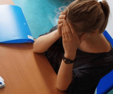 phobie scolaire d'une adolescente